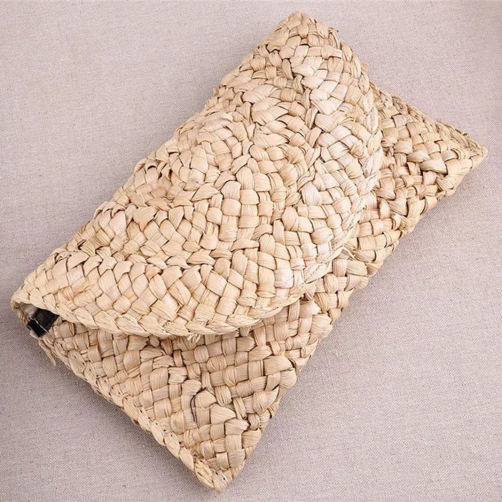 Natural Woven Clutch Ratan - Picture 1 of 6
